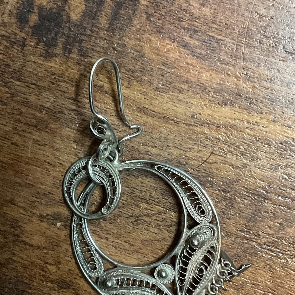 Vintage Silver Concentric  Filigree Hoop Earrings with Tassels - Picture 7 of 8